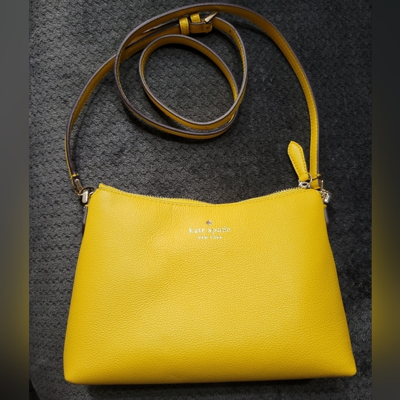 NWT Kate Spade Bailey Crossbody purse - Picture 1 of 3